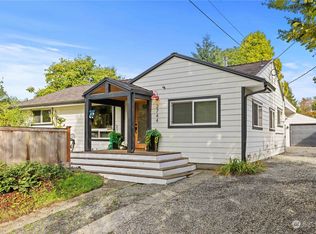 2744 NE 95th St, Seattle, WA 98115