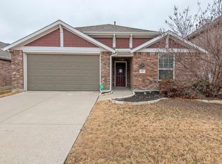 1813 Ridge Creek Ln, Aubrey, TX 76227