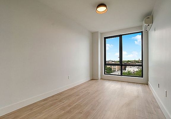 4th image of 11 Herkimer St #5B