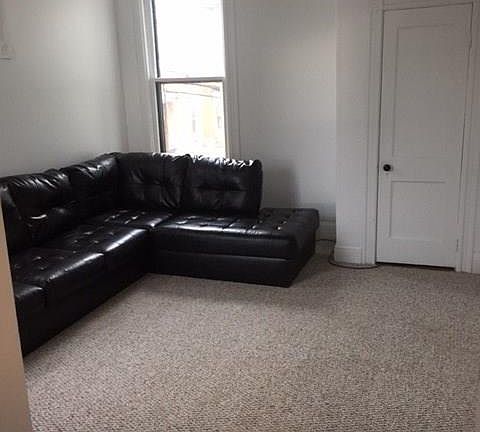 2nd image of 158 Washington St APT 4