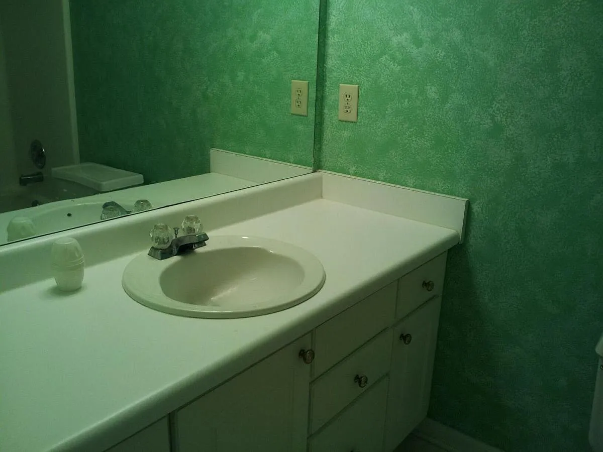 4 bed, 2.5 bath, 1486 sqft, $2,145 — Photo 4
