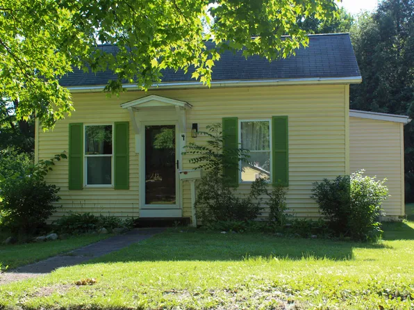 4 N Center St, Bangor, MI 49013