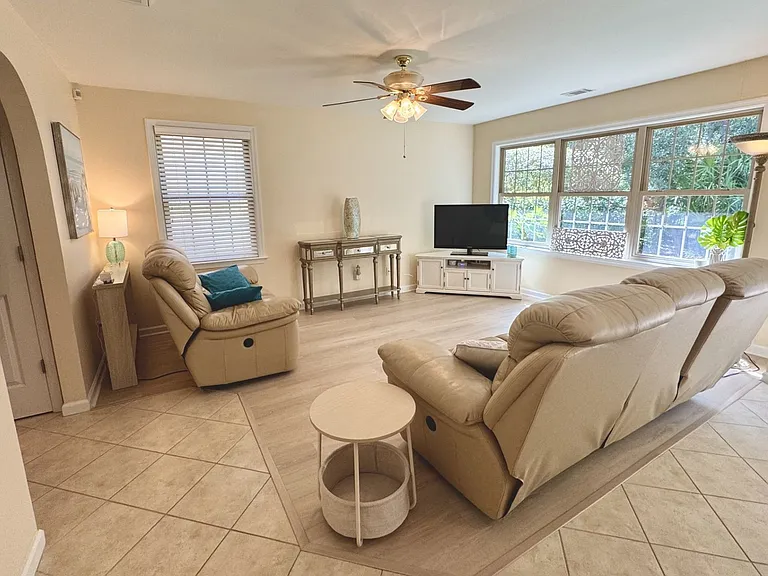 332 Ceasar Pl — Photo 5