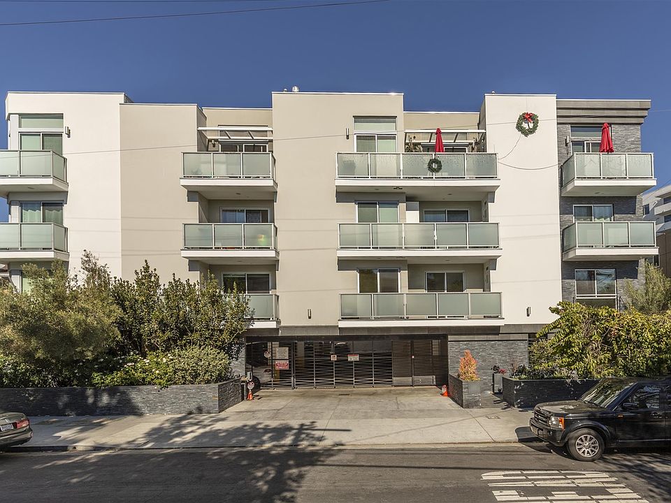 1st image of 7133 Hawthorn Ave APT 201