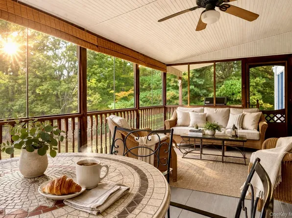 5 Elena Road, Campbell Hall, NY 10916