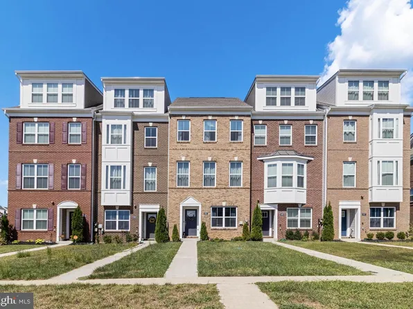 5921 Kate Chopin Pl, White Plains, MD 20695