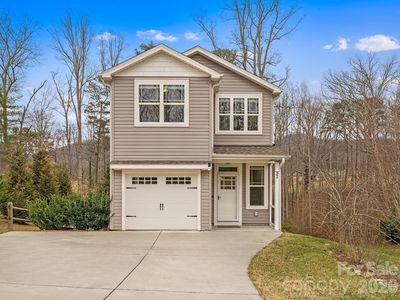 57 Parrot Rd, Candler, NC, 28715