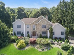 76 Staats Rd, Bloomsbury, NJ 08804