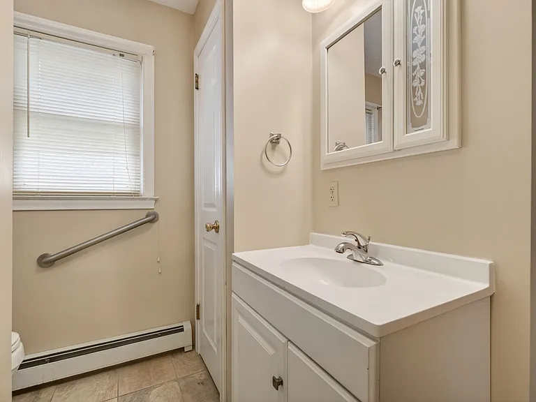 121 Cherry Hill Rd — Photo 30