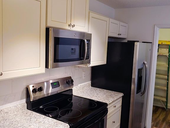 Brand new kitchen!