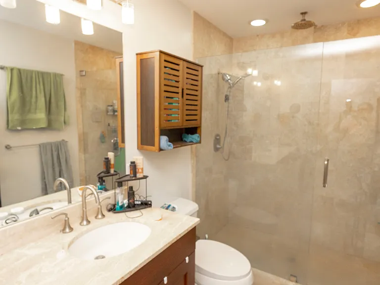 Shower Stall in primary has room for shower singing.
(Shower Dancing not recommended.)