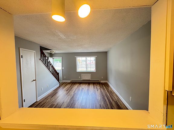 4th image of 975 Meriden Road #120