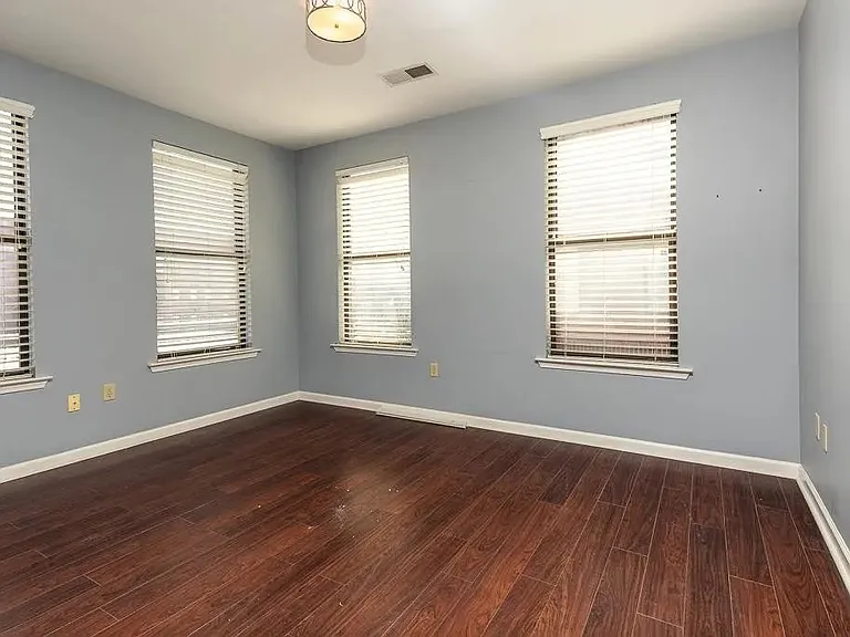 721 Litty Ct #201 — Photo 7