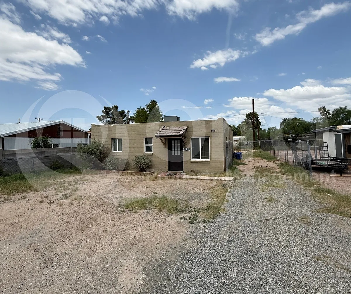 3 bed, 2.0 bath, 1170 sqft, $1,650 — Photo 3