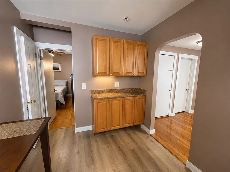 344 E 8th St #3 — Photo 2
