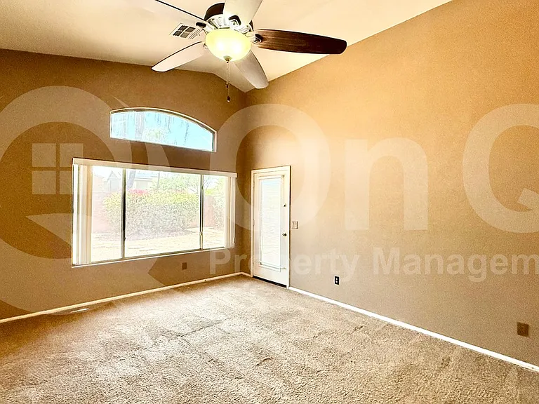 42259 W Chisholm Dr — Photo 13