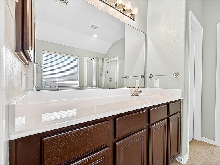 24822 Diamond Run Ct — Photo 38