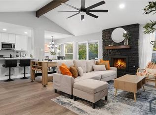 3915 Hillside Dr, Round Rock, TX 78681