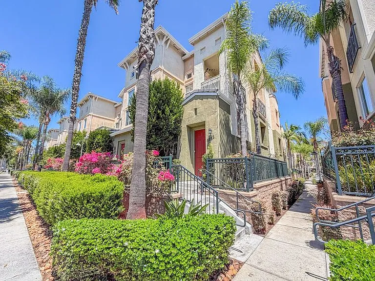 8862 Spectrum Center Blvd — Photo 1