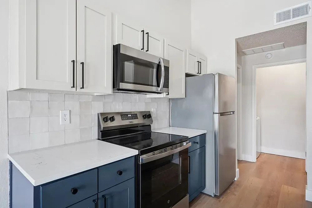 2 bed, 912 sqft, $1,461 — Photo 4