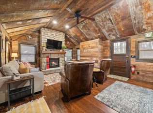 9433 N Arrowhead Shores Rd, Edgerton, WI 53534