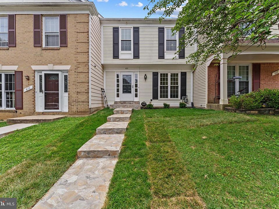 1st image of 671 Concerto Ln