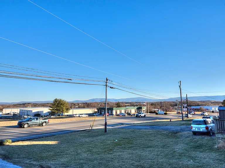 669 Lee Jackson Hwy — Photo 12