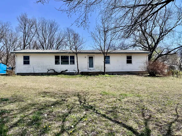 311 Main St, Dearing, KS 67340