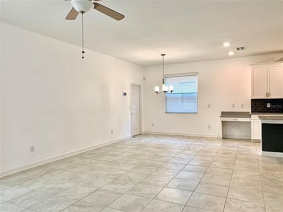 3rd image of 10985 History Ave