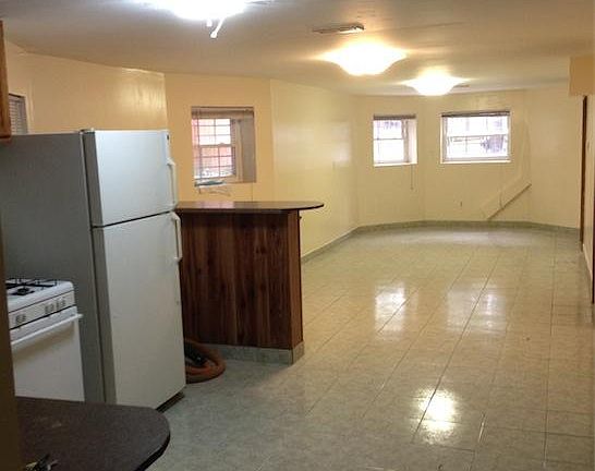 5th image of 3917 N Sawyer Ave #1