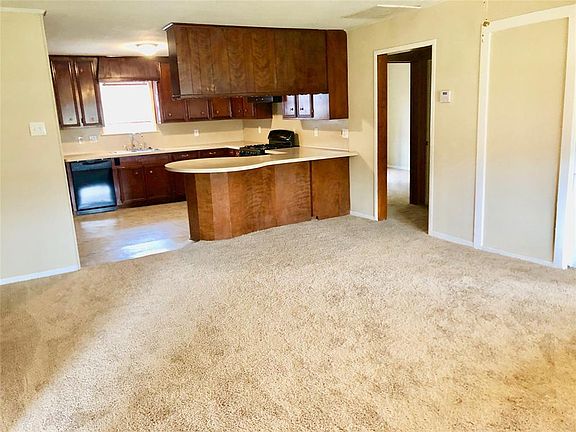4th image of 5206 Avenue M