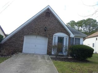 20 Cedar Ave, Manahawkin, NJ 08050