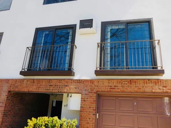 425 Schorr Drive #35d, College Point, NY 11356