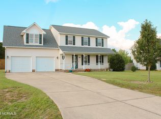 11 Parkton Ct E, Sanford, NC 27332