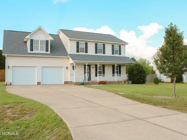 11 Parkton Court E, Sanford, NC 27332