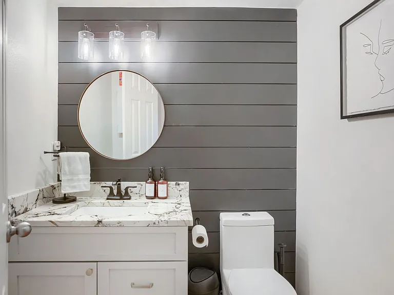 1244 Oakleaf Cir — Photo 11
