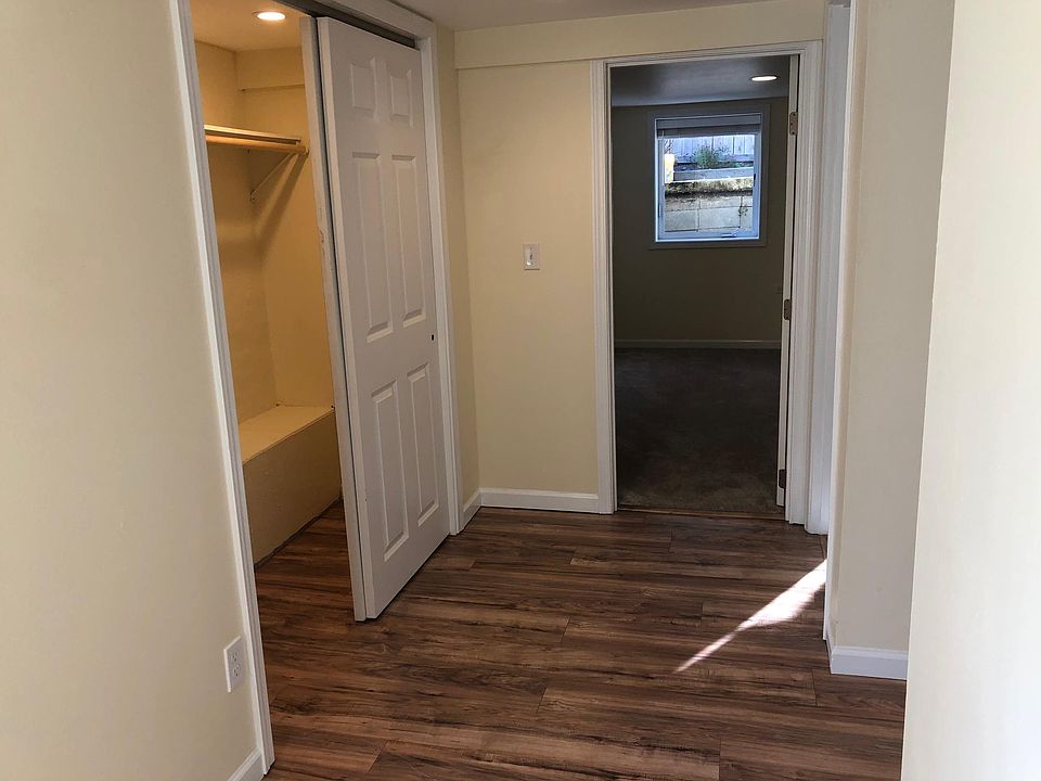 Lots of storage in large entryway