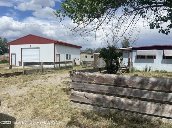 477 S Pine St, Labarge, WY 83123