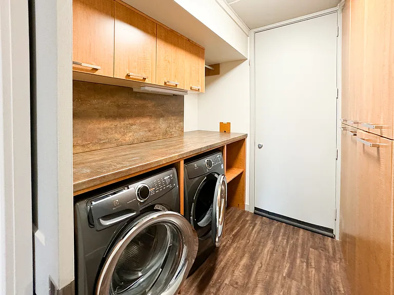 27 Biltmore Ave #201 — Photo 16