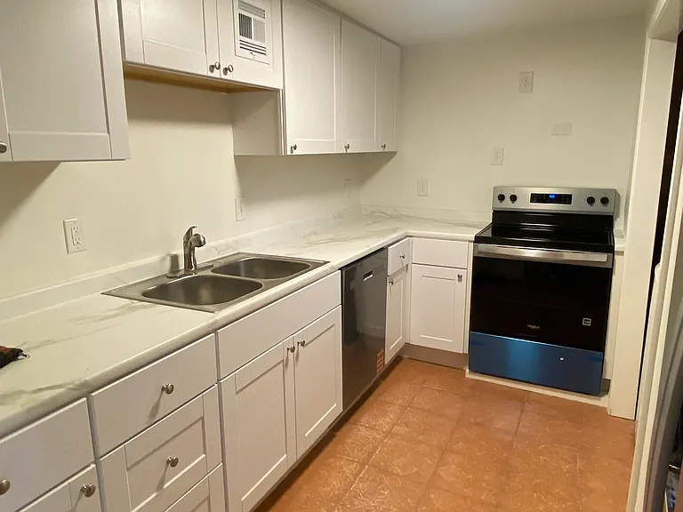 10 Racetrack Rd NW — Photo 5