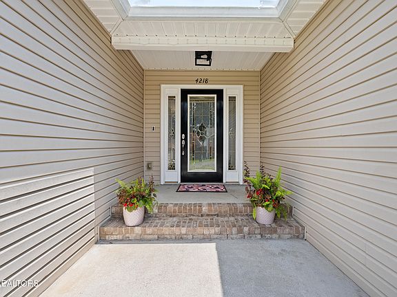 3rd image of 4218 Homewood Rd