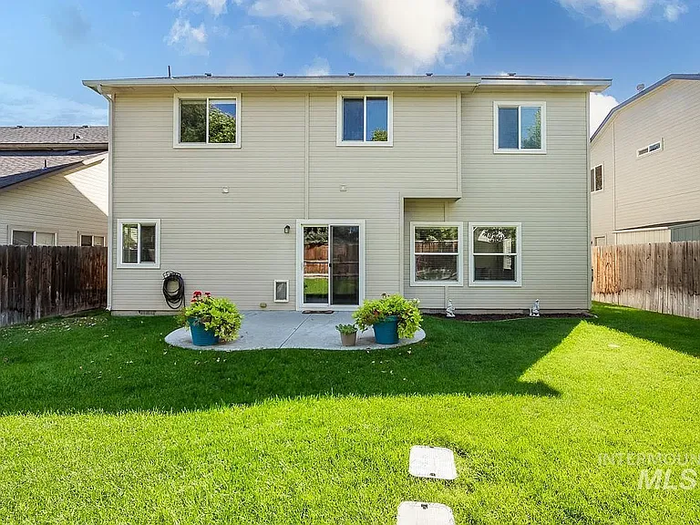5729 S Moreya Ave — Photo 33