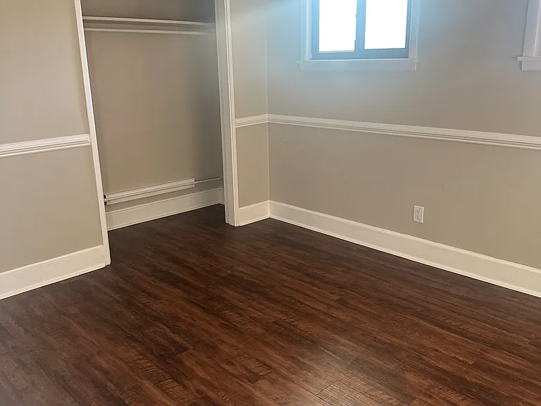 1320 Lambard Dr — Photo 7