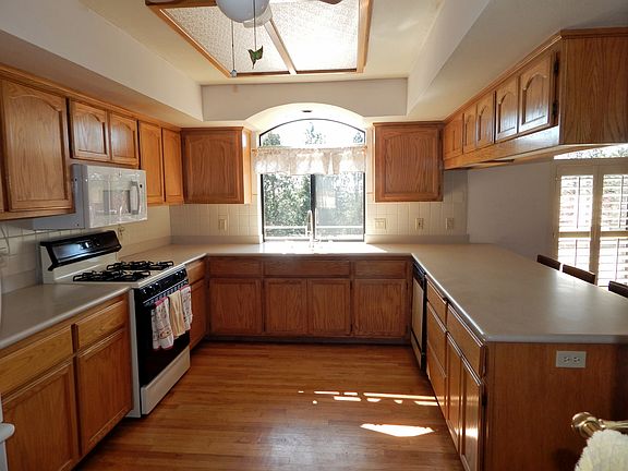 5th image of 3737 Camino Hills Dr