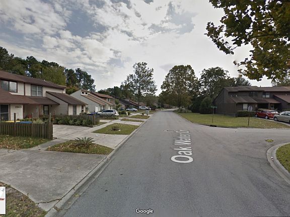 4th image of 1949 Oak Water Dr