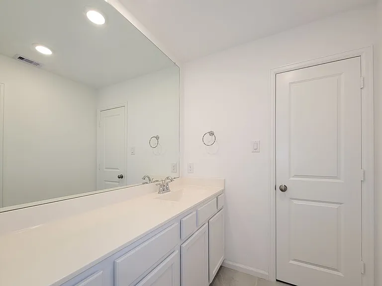 9422 Vista Falls Trce — Photo 6