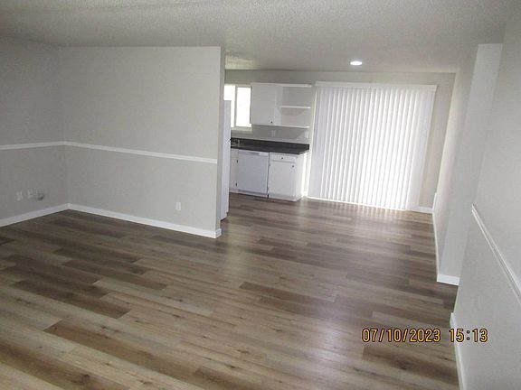3rd image of 14110 8th Avenue Ct S