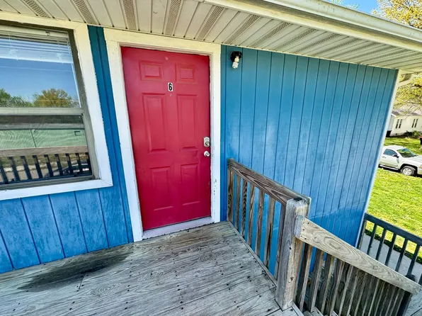 420 Franklin St, 420 Franklin Ave APT 6, Warrensburg, MO 64093