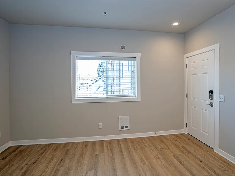 630 N Trafton St — Photo 14