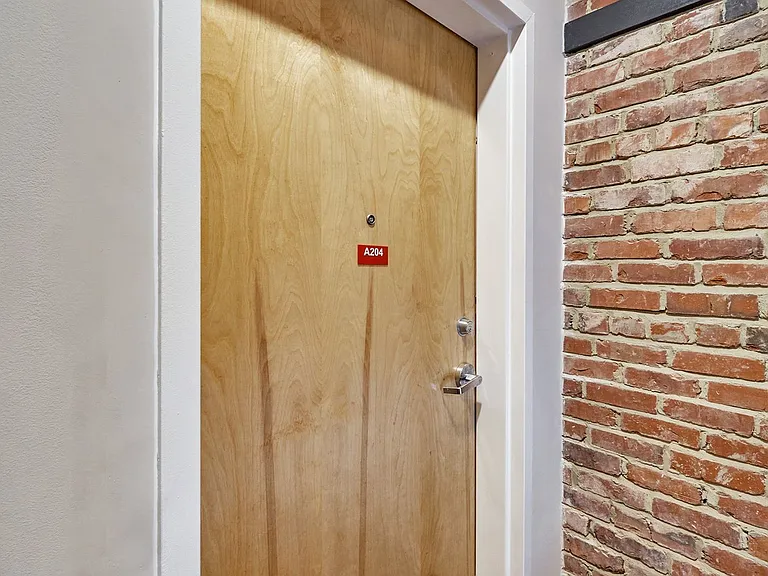 10 Walnut Aly — Photo 8
